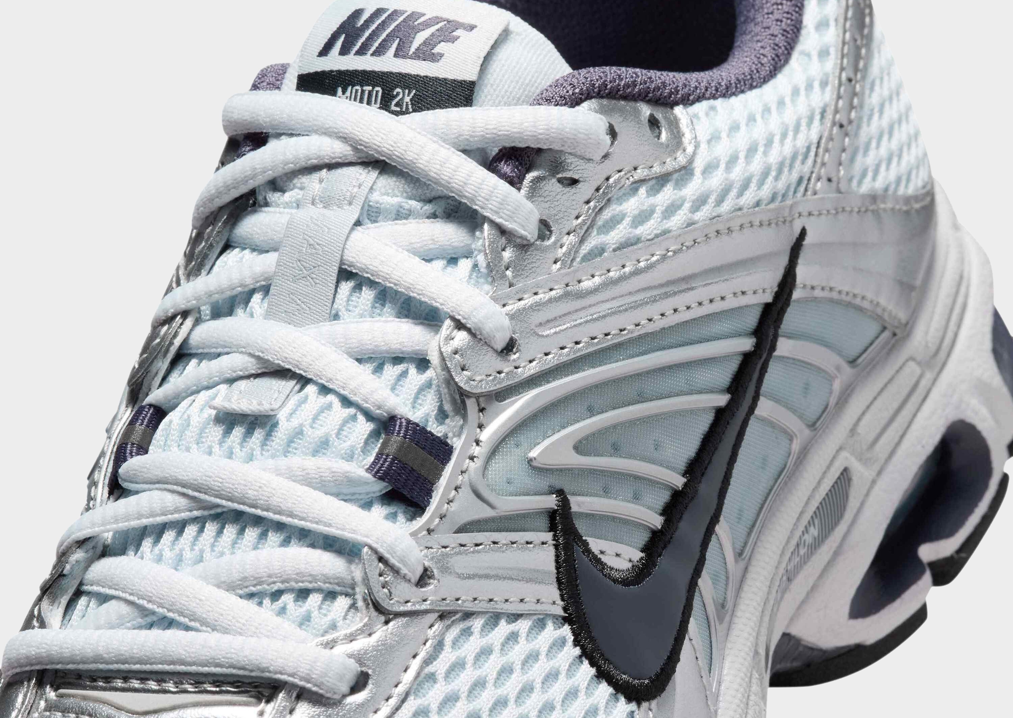 Nike WOMEN'S SHOES WITH