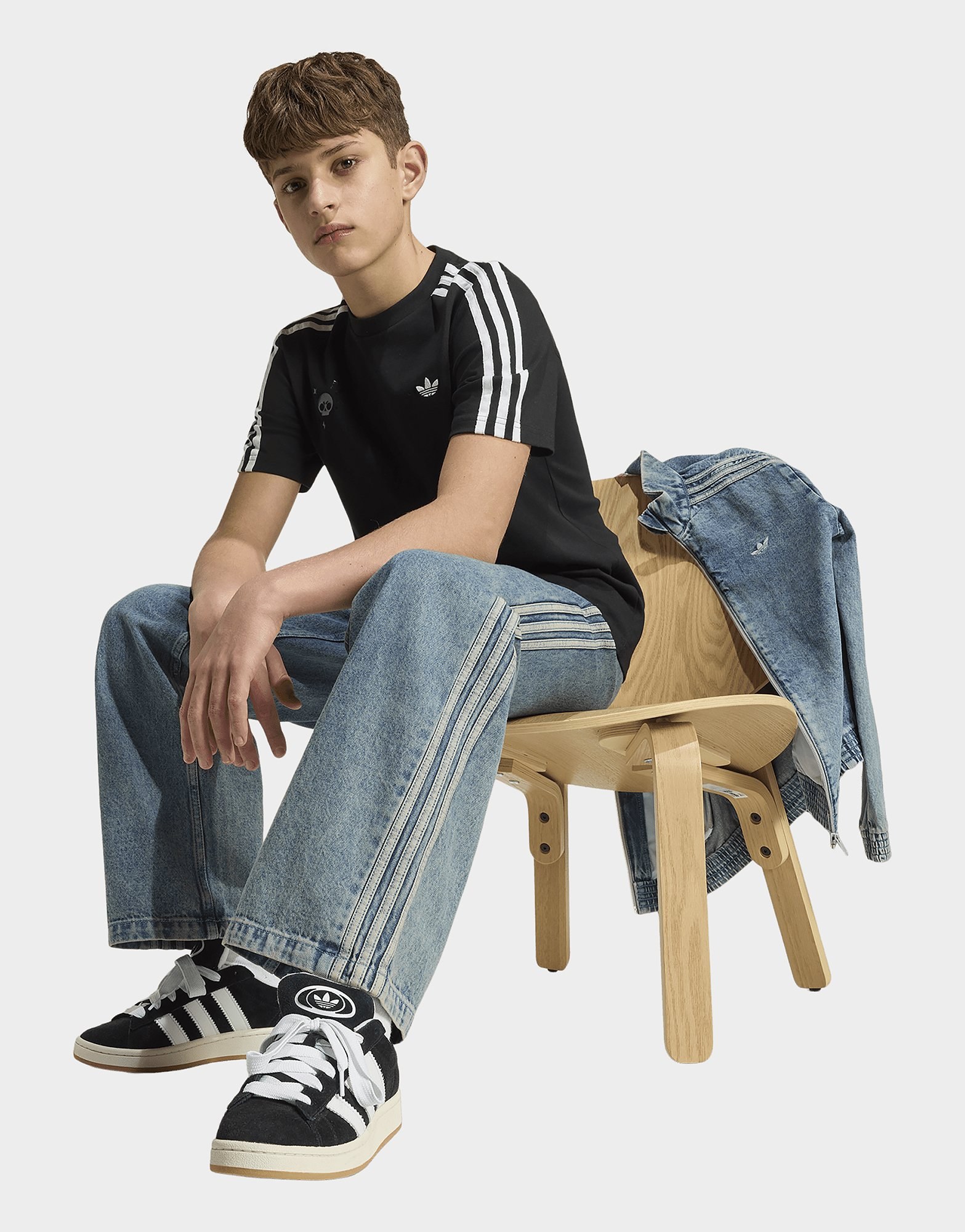 adidas Grafik T-shirt, Locker Geschnitten