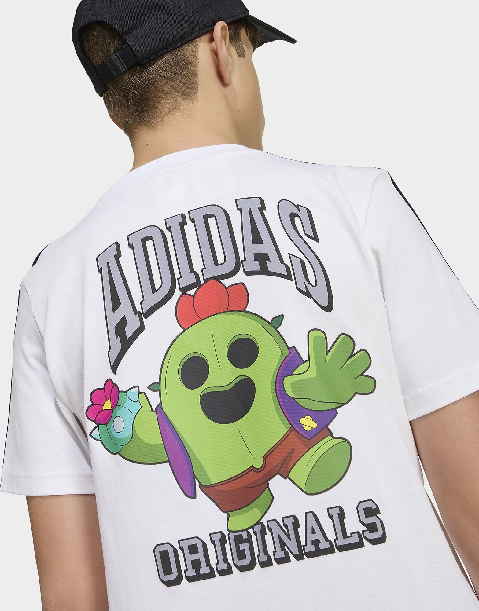 adidas Grafik T-shirt, Locker Geschnitten