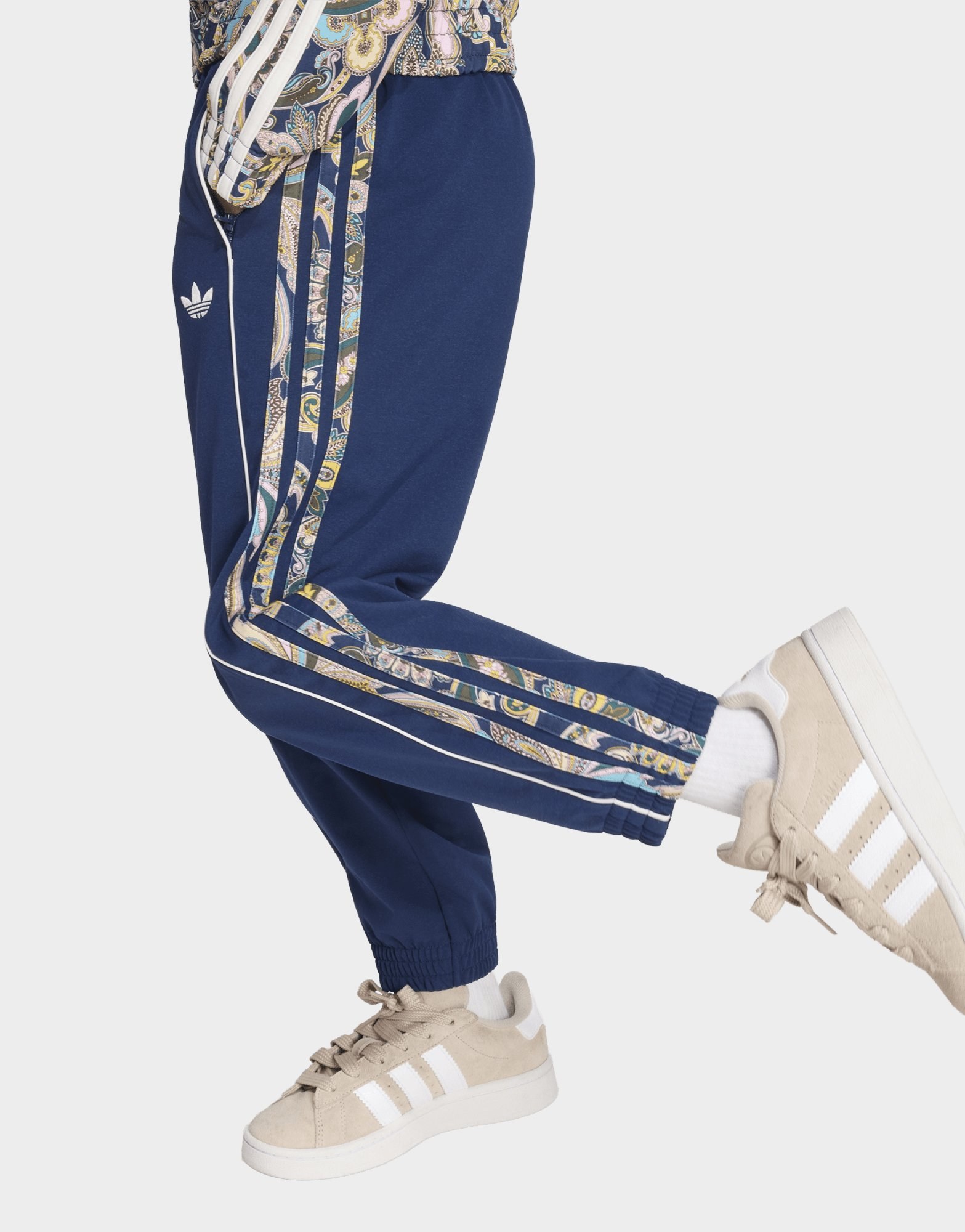 adidas Sst Trainingsanzug, Locker, Kürzer Geschnitten