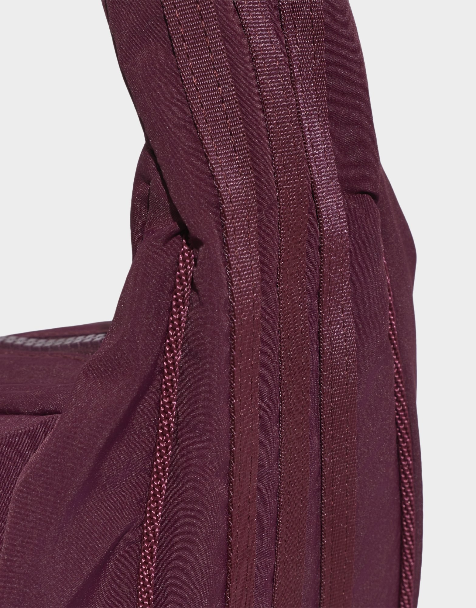 adidas adidas EVERYDAY ICONS CROSSBODY-TASCHE HALBMOND