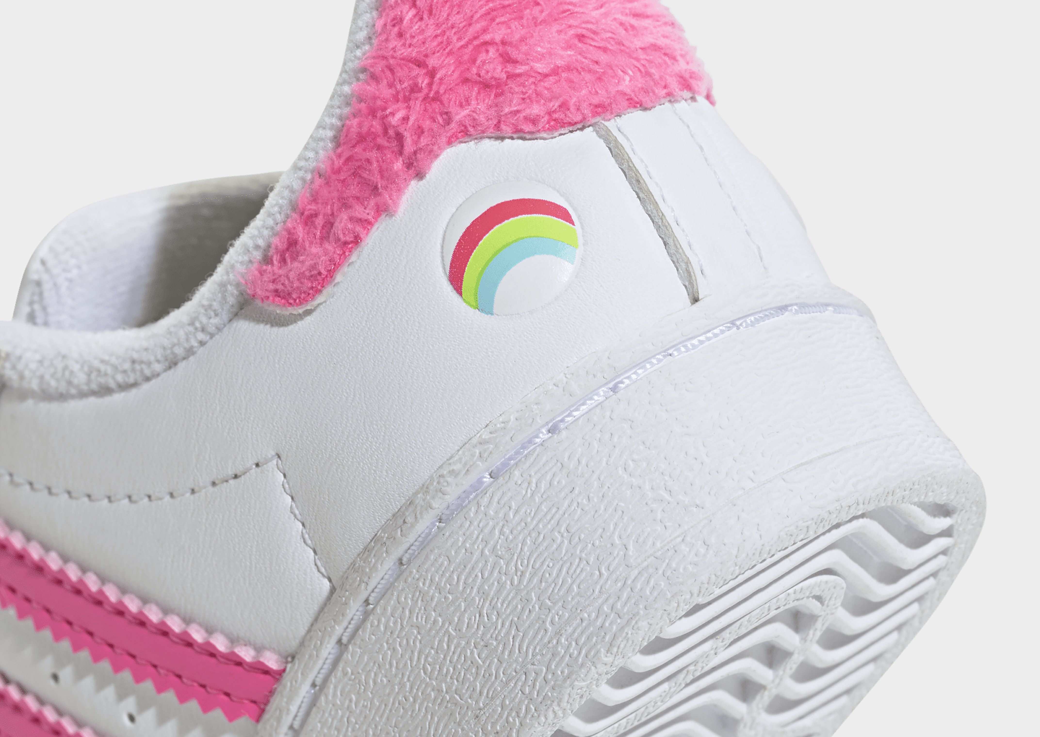 adidas Originals Care Bears Superstar Schuh, Led-lichter, Komfortverschluss