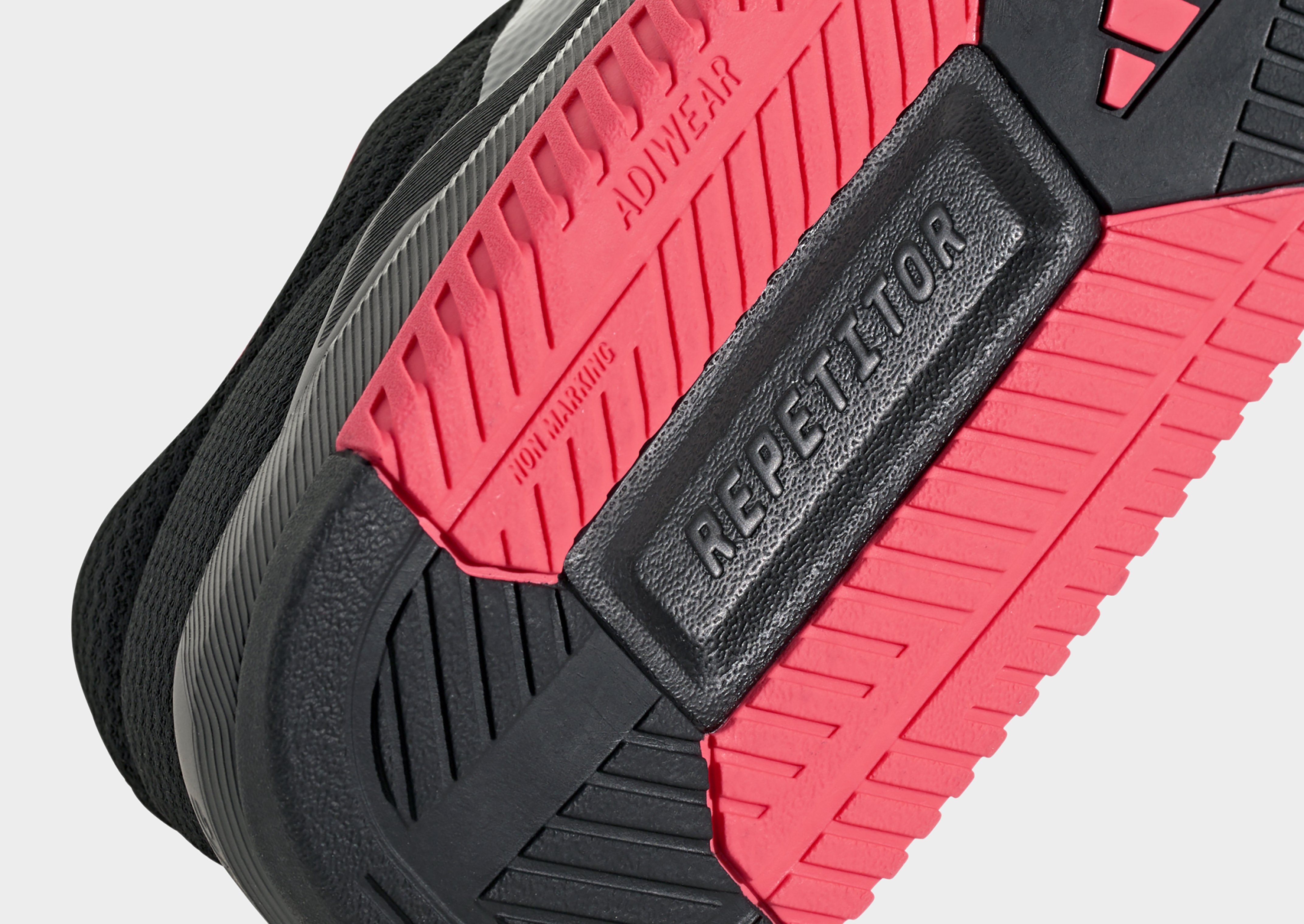 adidas Dropset Base Trainingsschuh.