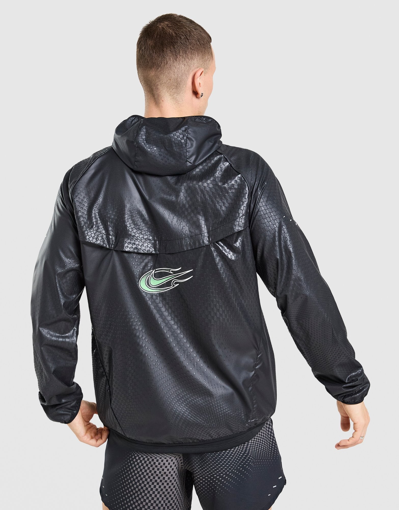 Nike Stride Swoosh Jacke