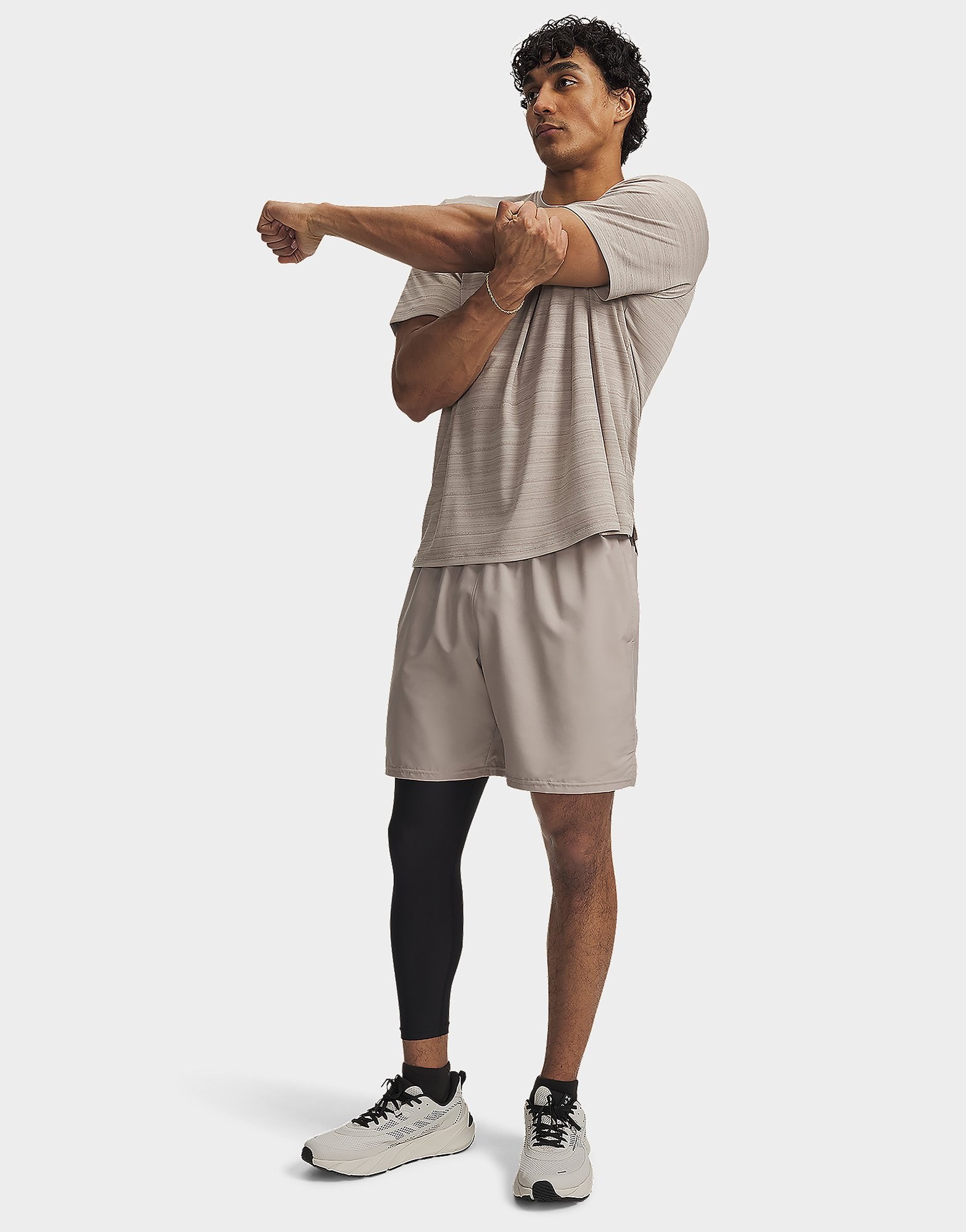 Under Armour Tech Woven Wordmark Shorts (21 cm)