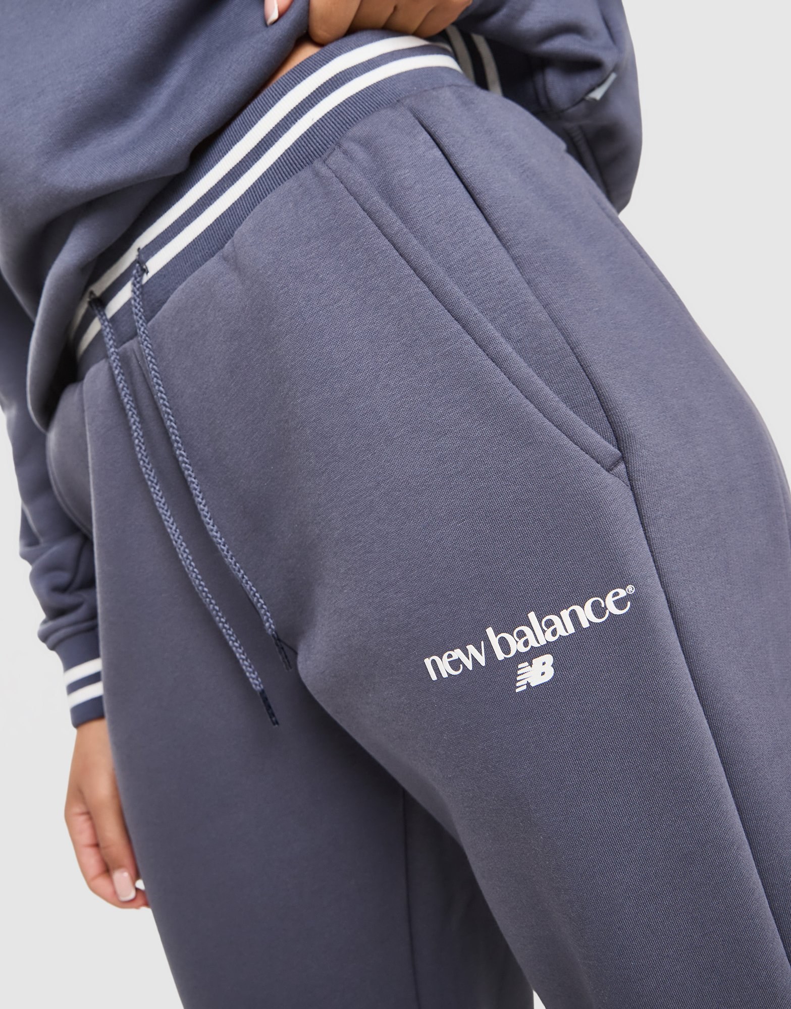 New Balance Ribbed Wide Leg Jogginghose