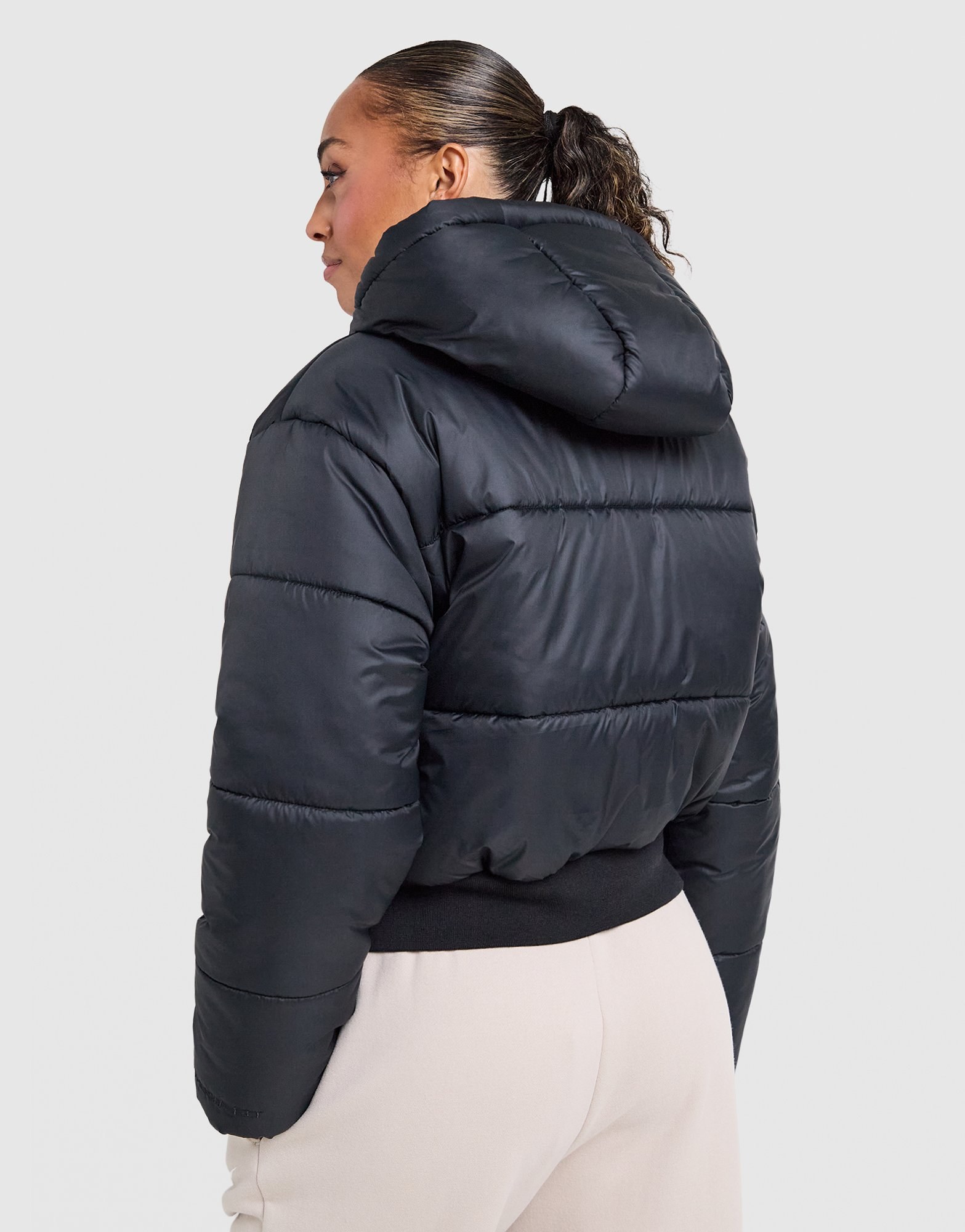 Nike Gym Life Swoosh Synthetic Jacke