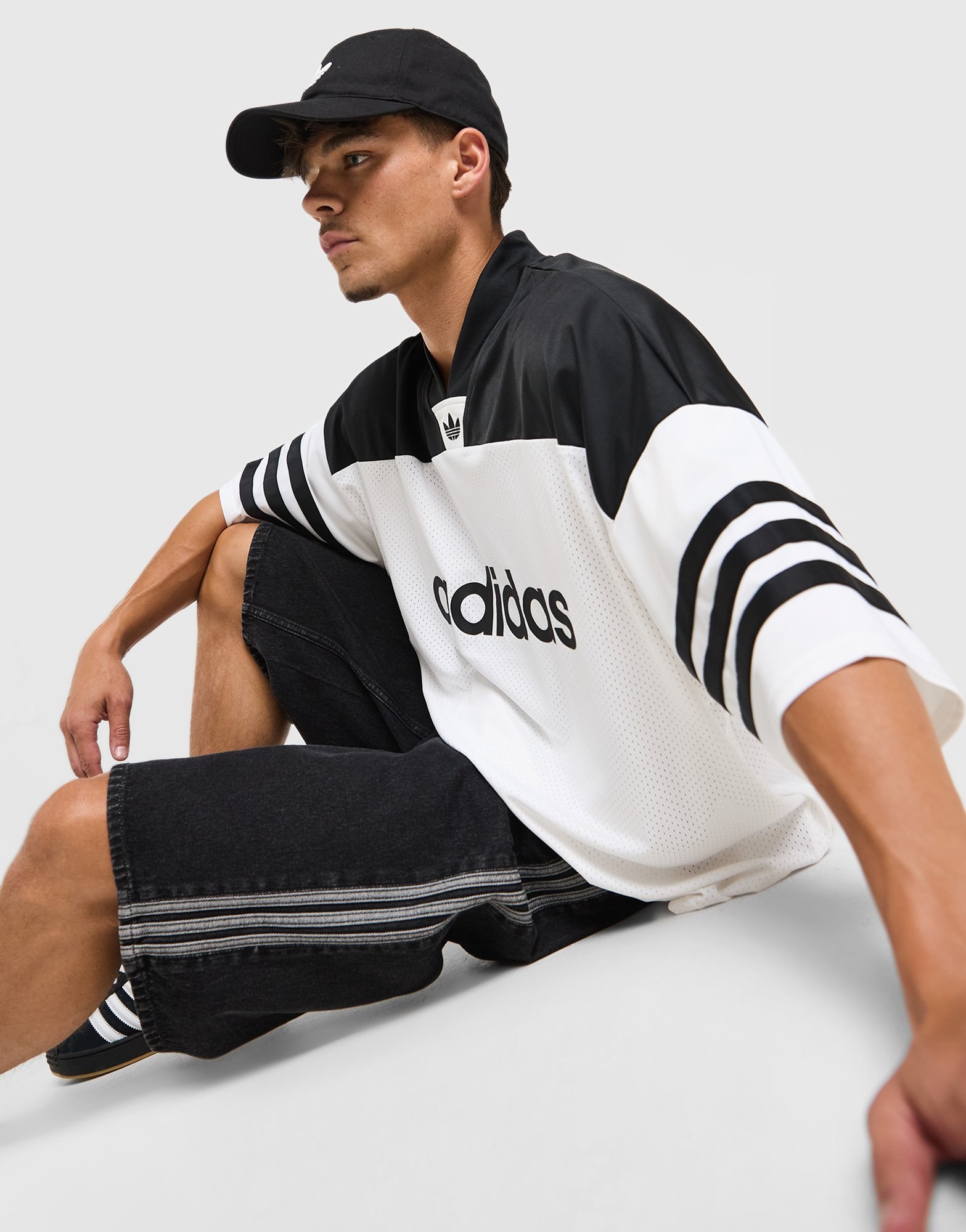 adidas Originals Adicolor Oversized Football Jersey