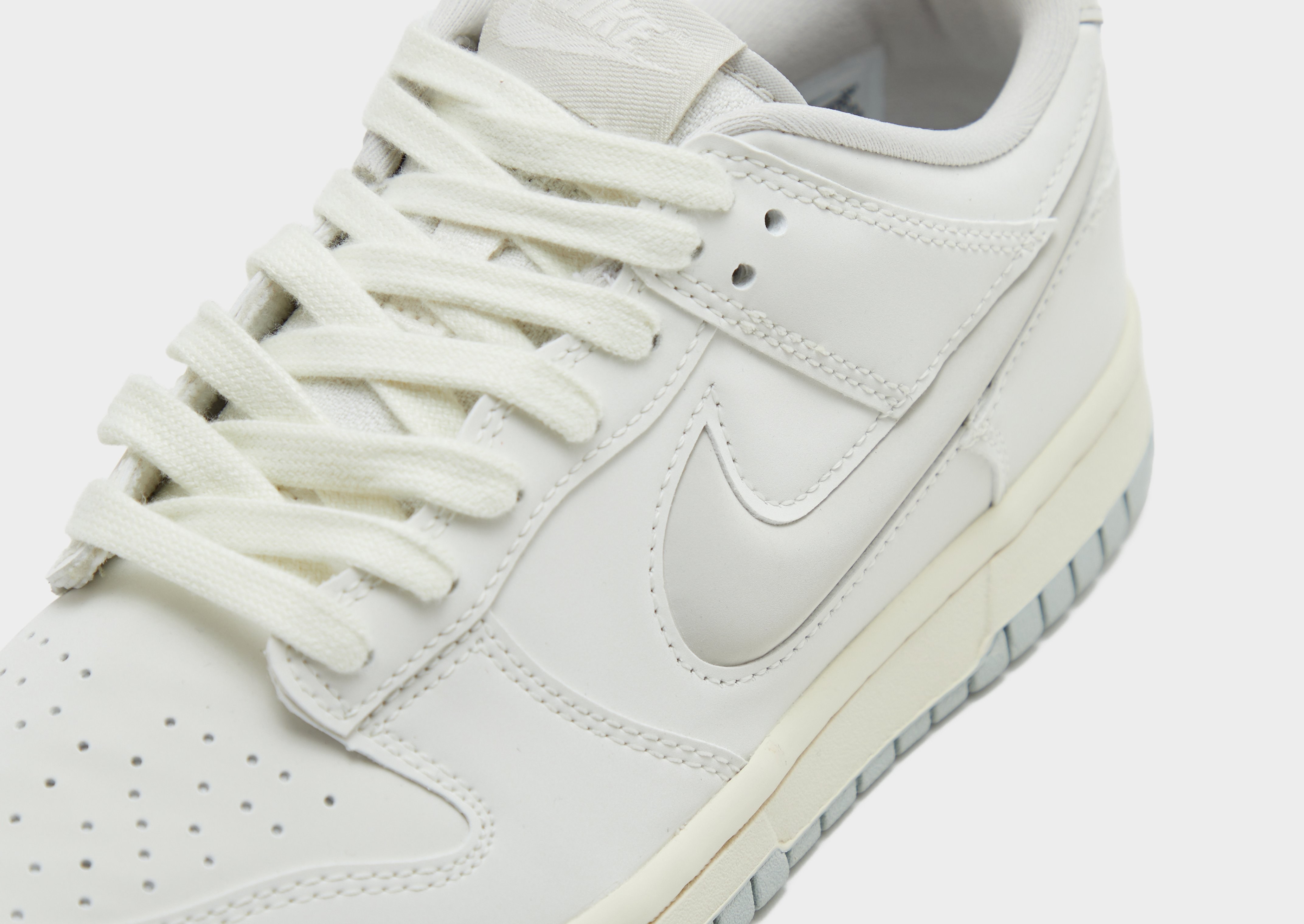 Nike Dunk Low LV8 Kinder