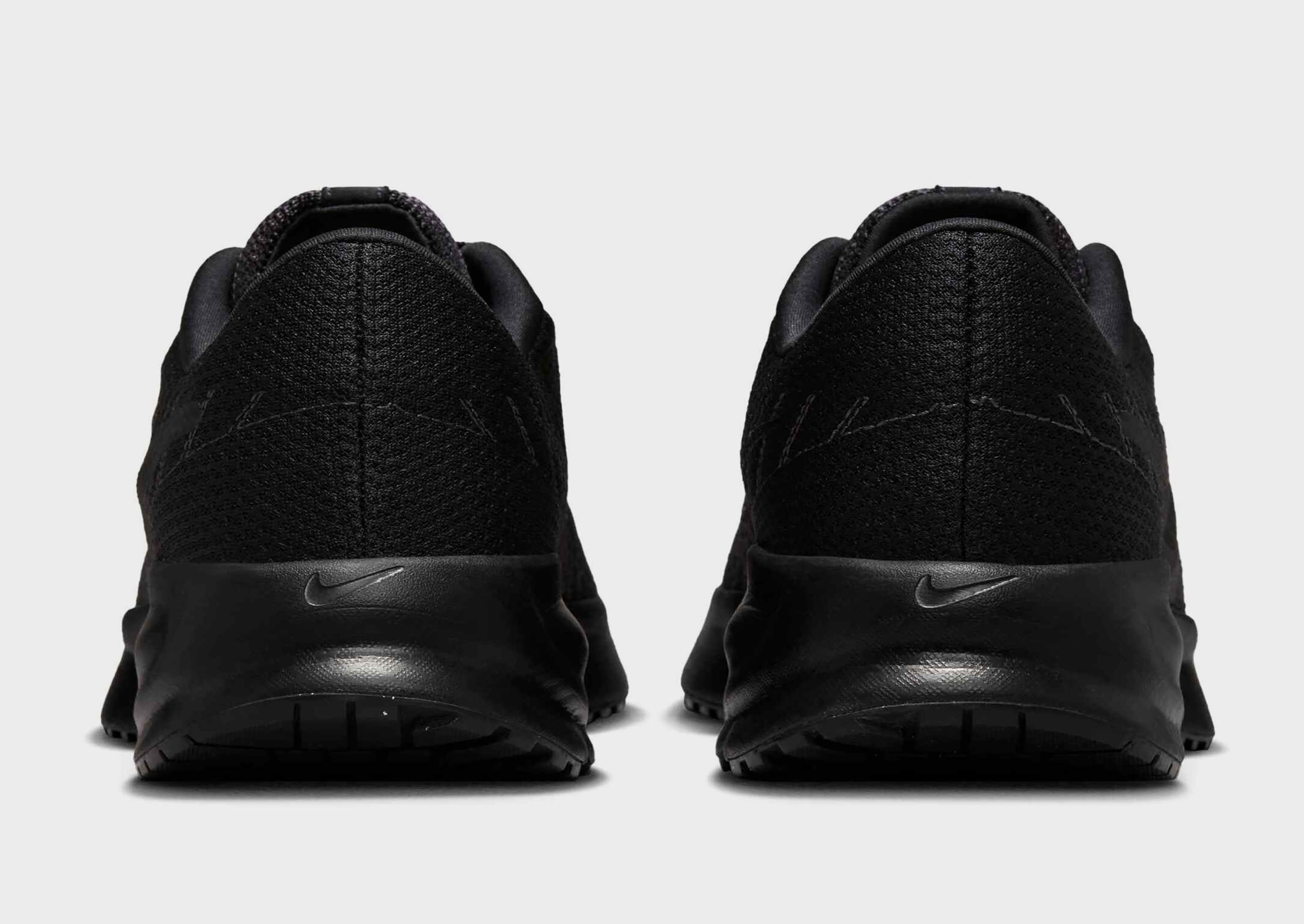 Nike Run Defy