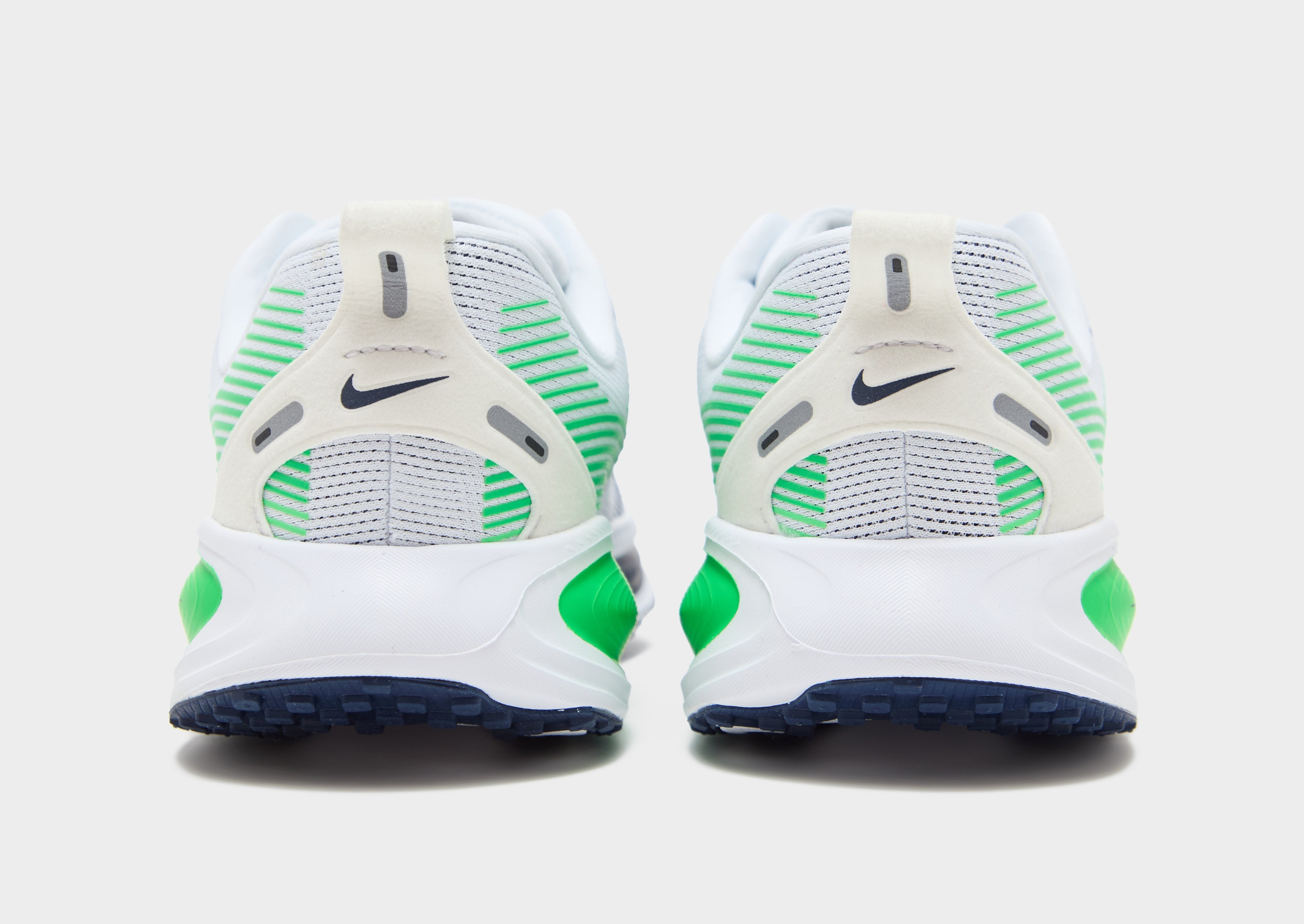 Nike Vomero 18 Junior