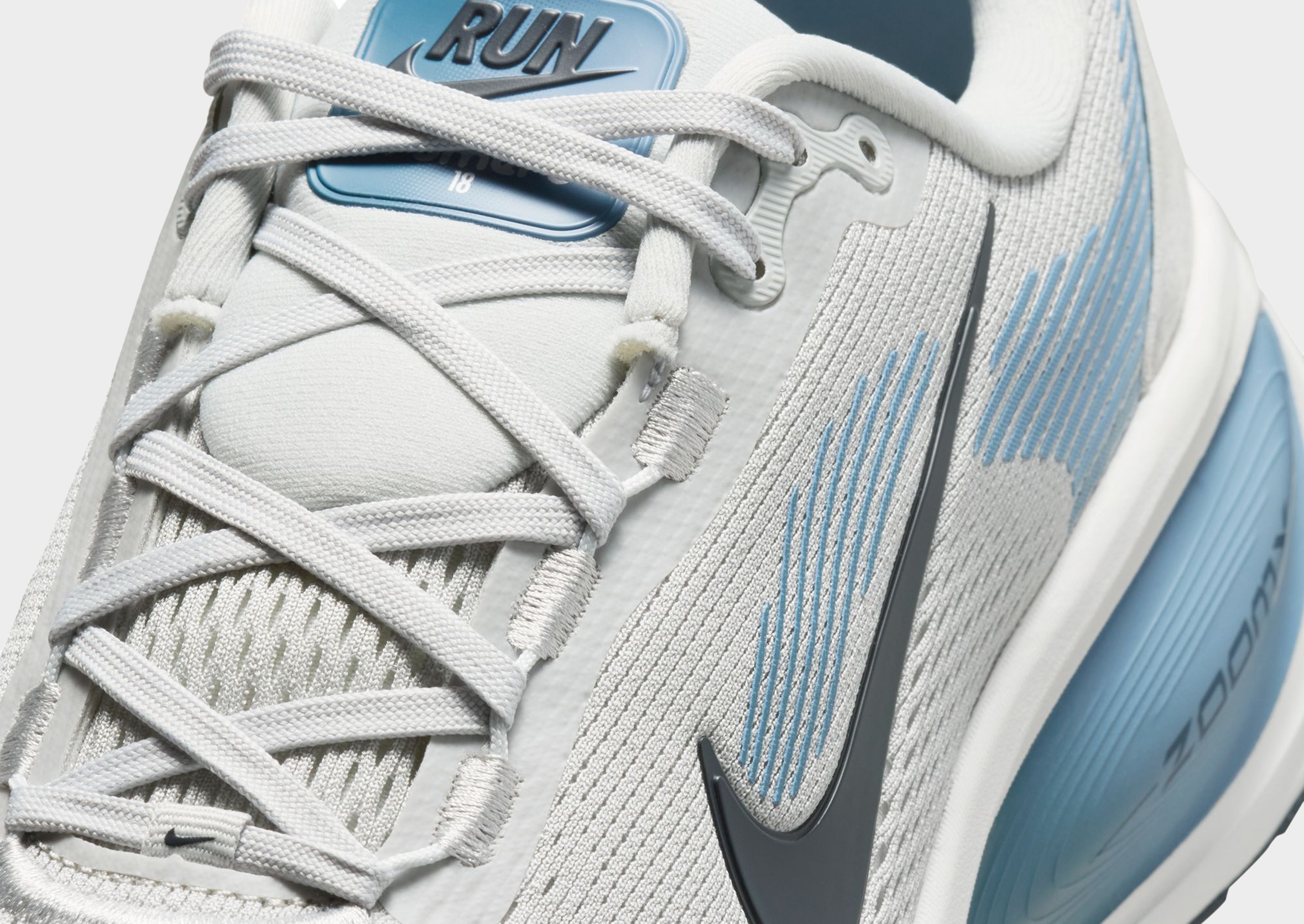 Nike NK M VOMERO 18