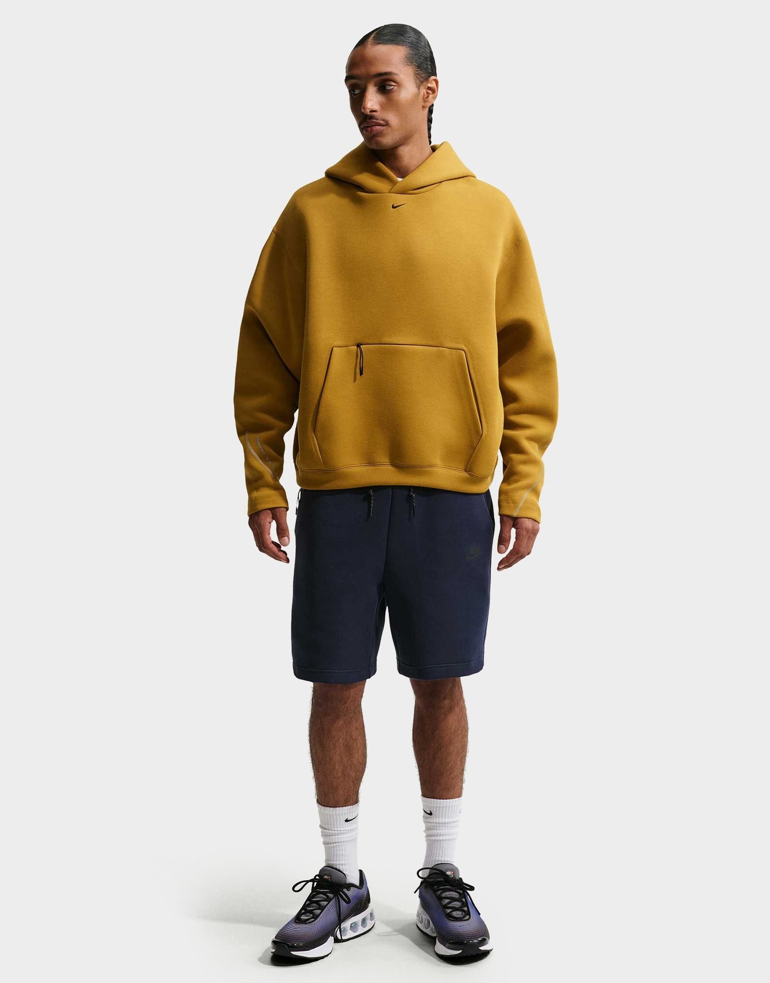 Nike TECH SHORT