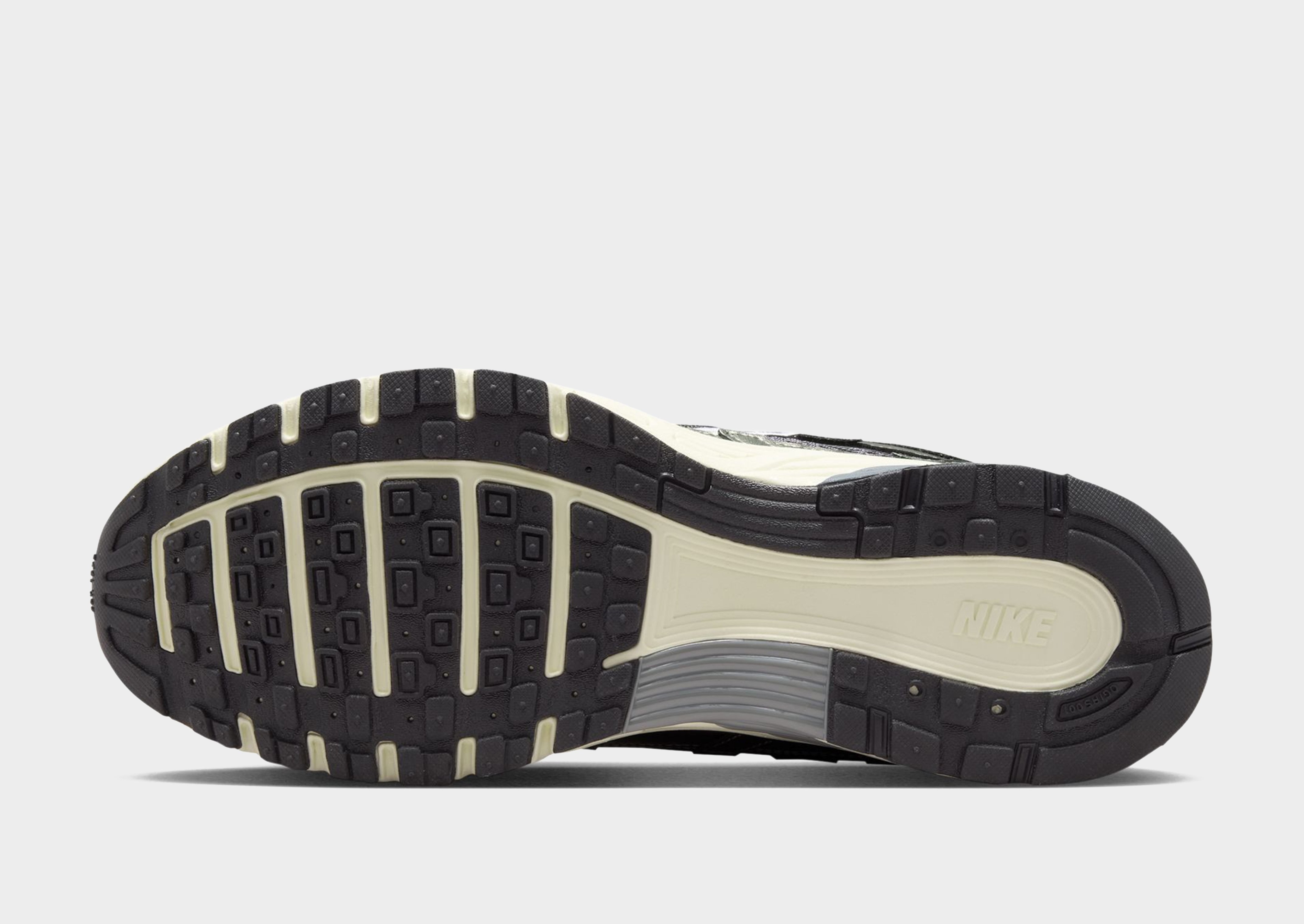 Nike P-6000 SE