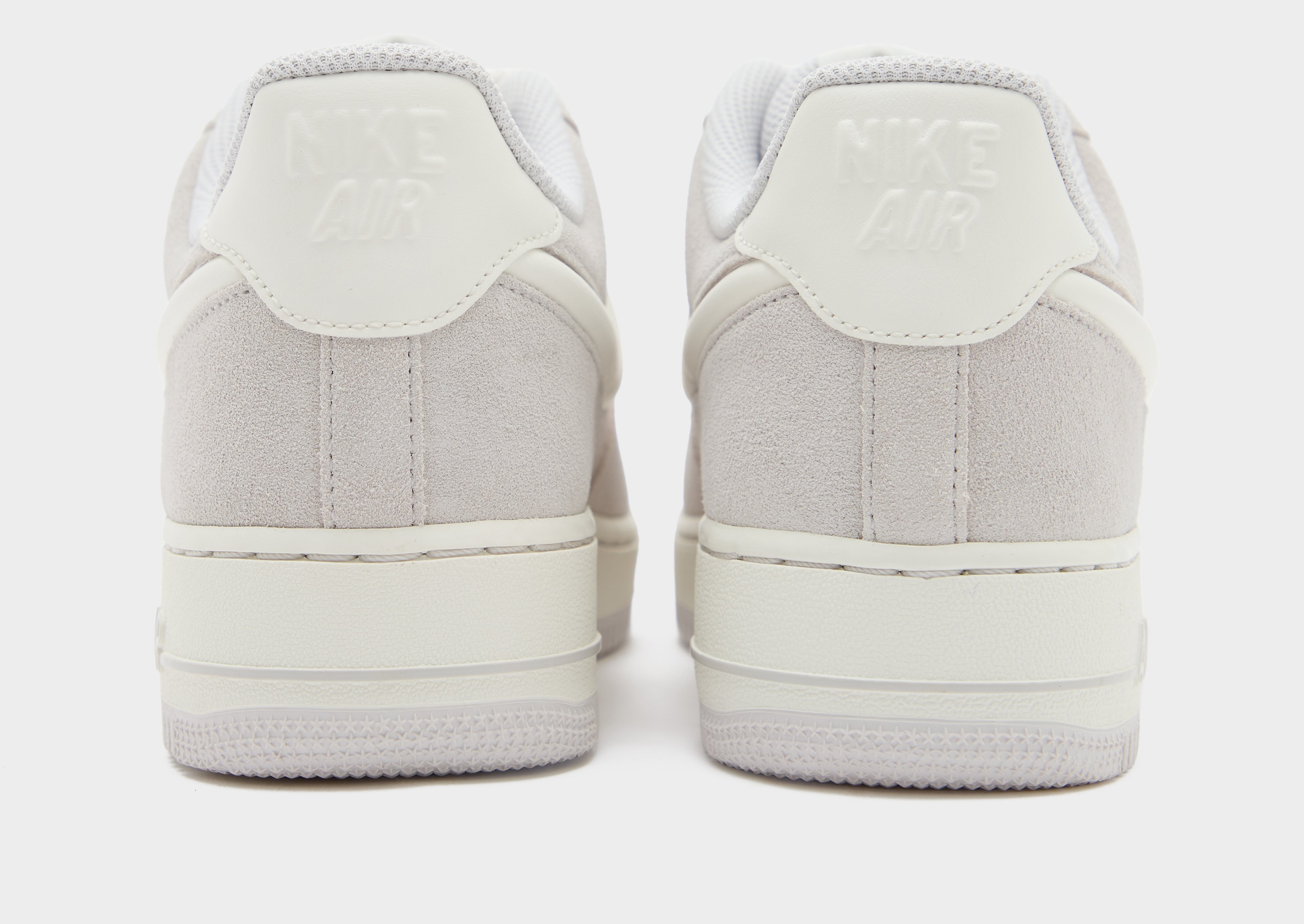 Nike Air Force 1 '07 LV8
