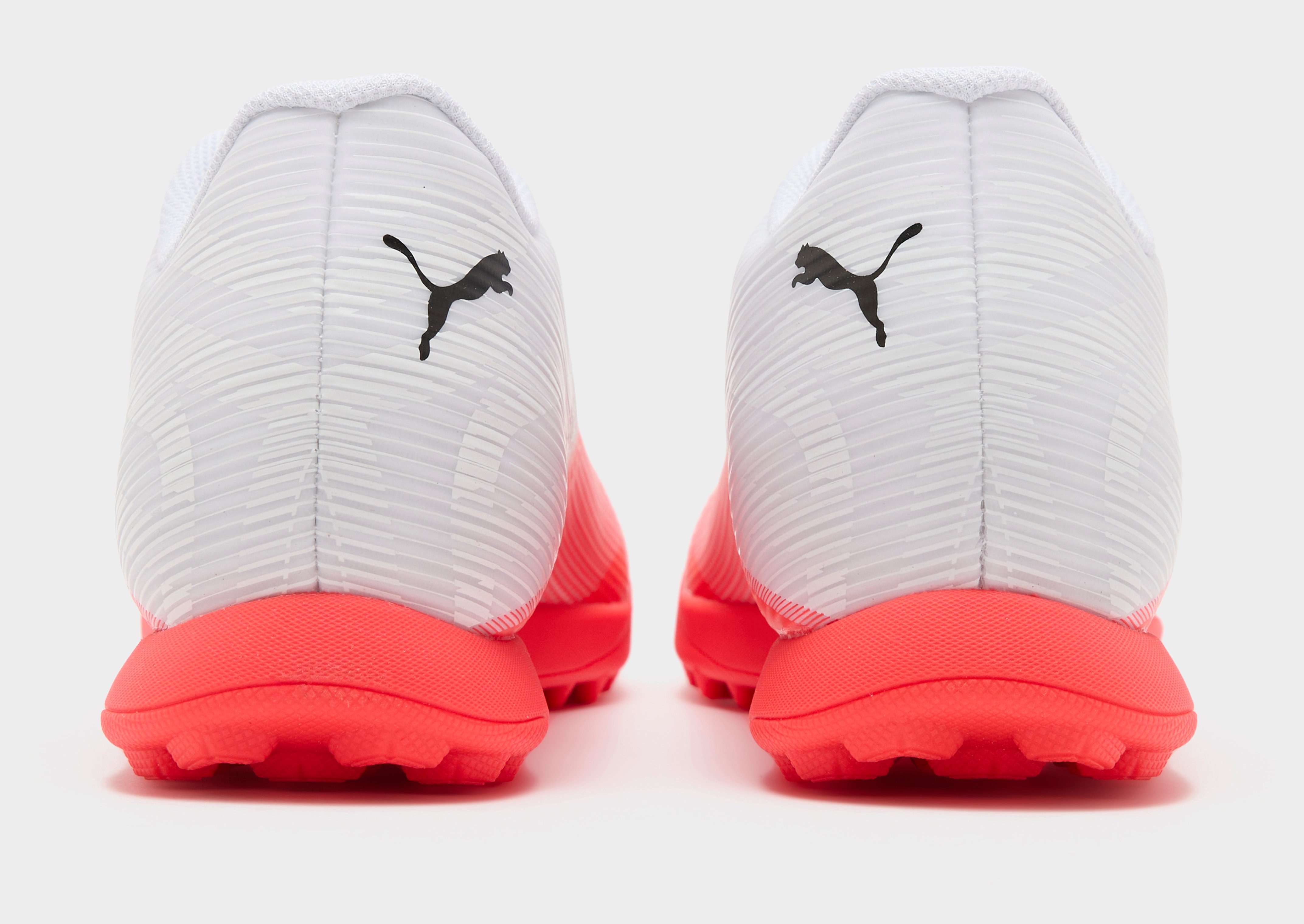 PUMA ULTRA 7 Play TT