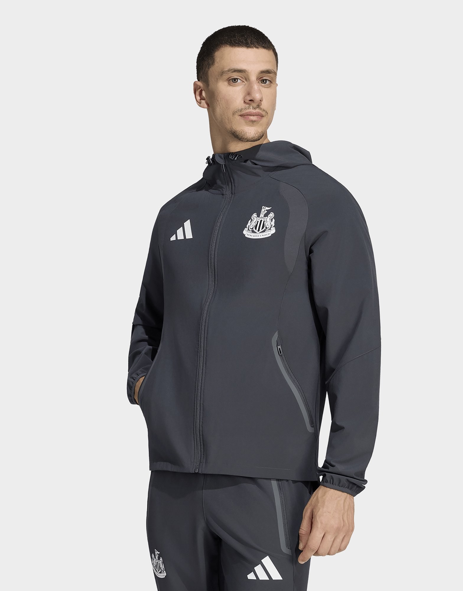 adidas Newcastle United Tiro Travel Windbreaker, Durchgehender Reißverschluss