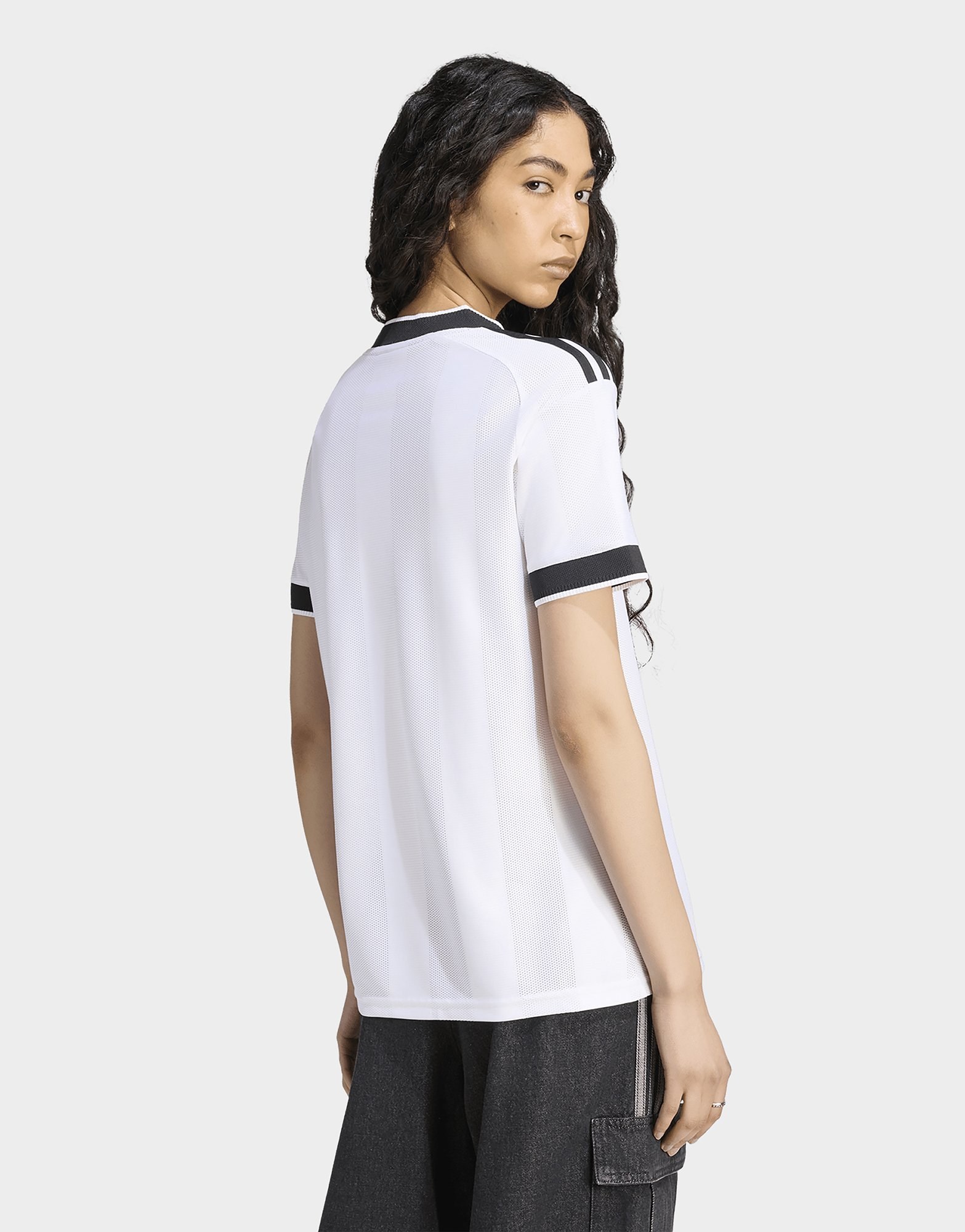 adidas Eintracht Frankfurt 26/27 Auswärtstrikot