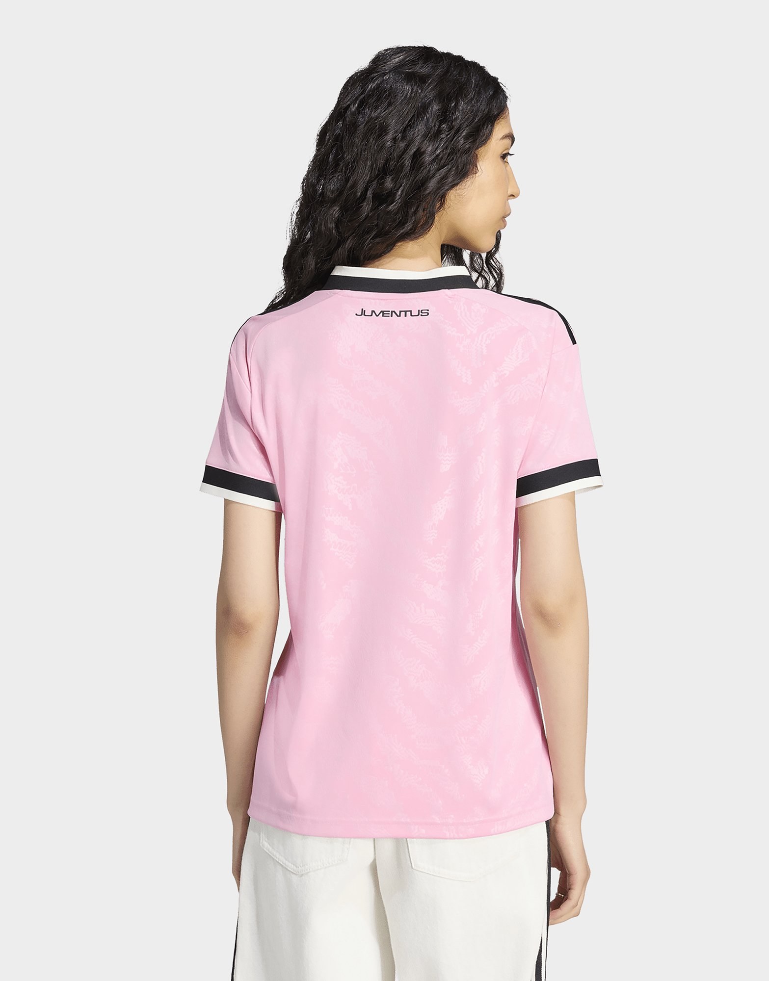 adidas Juventus Turin 26/27 Auswärtstrikot