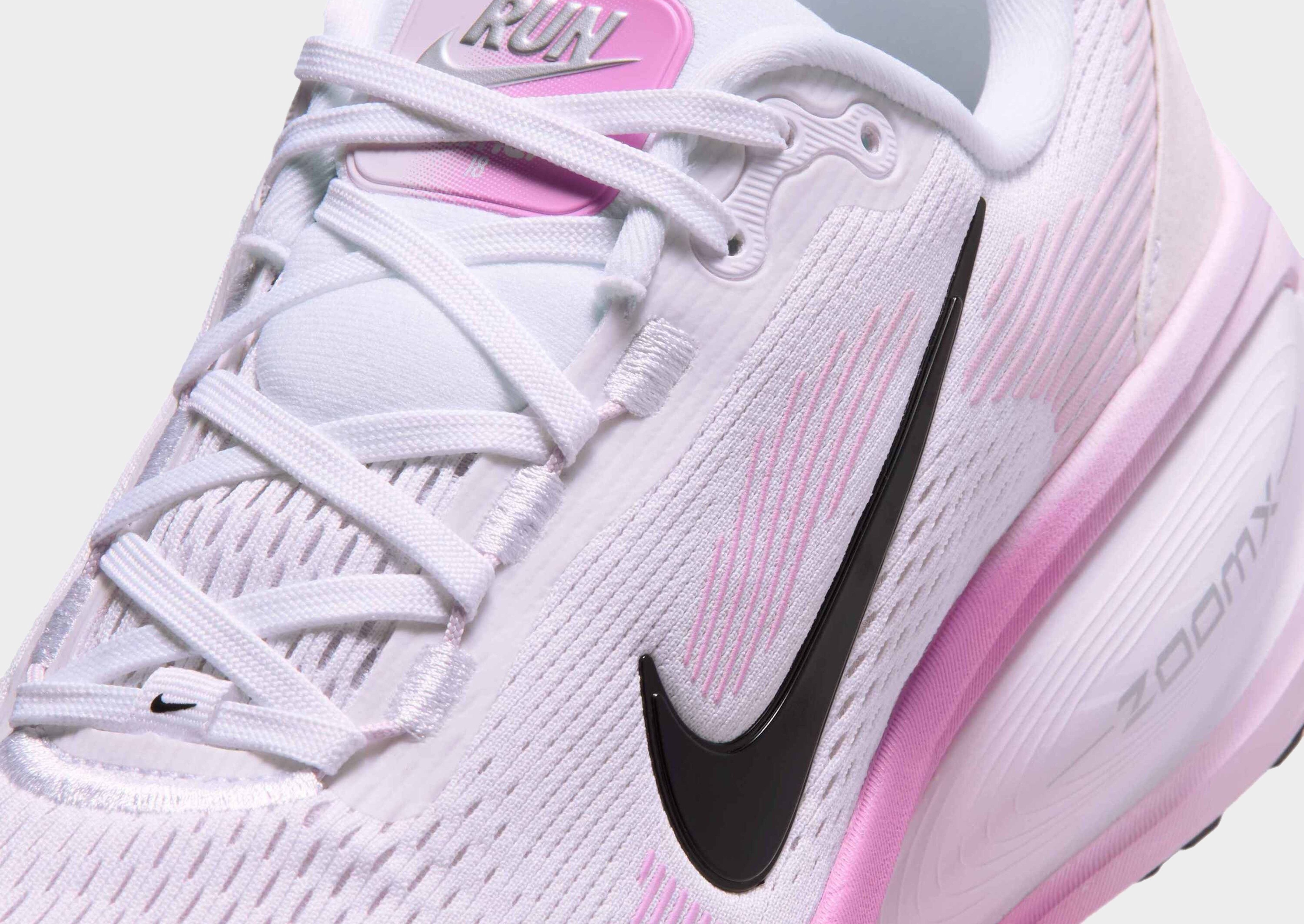 Nike NK W VOMERO 18