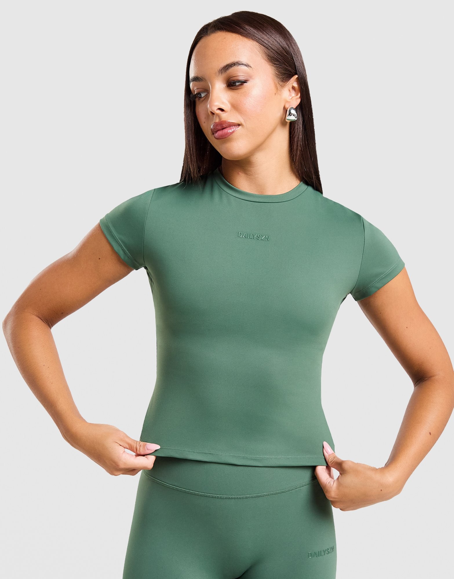 DAILYSZN Sculpt Slim T-Shirt