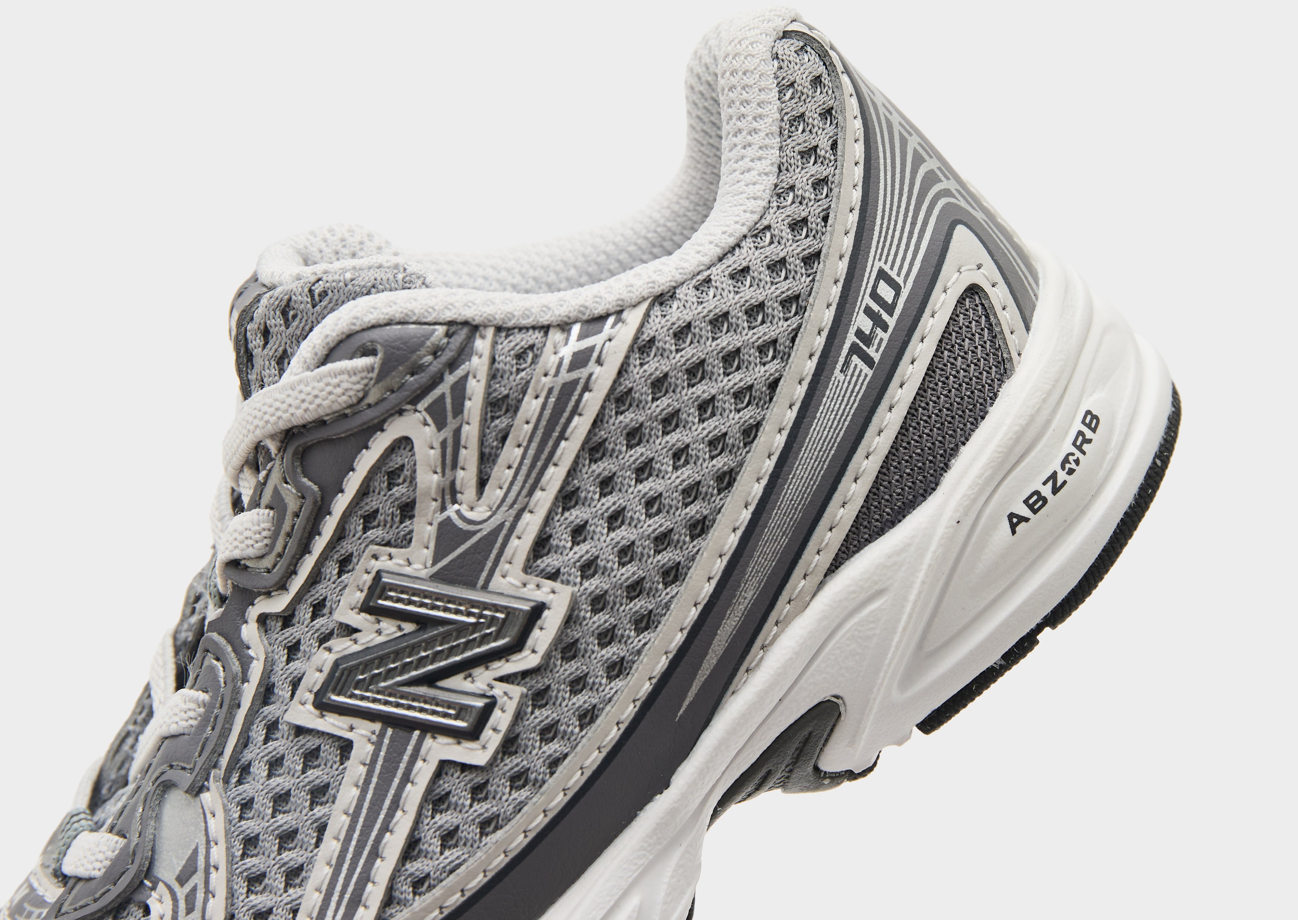 New Balance 740 Babys