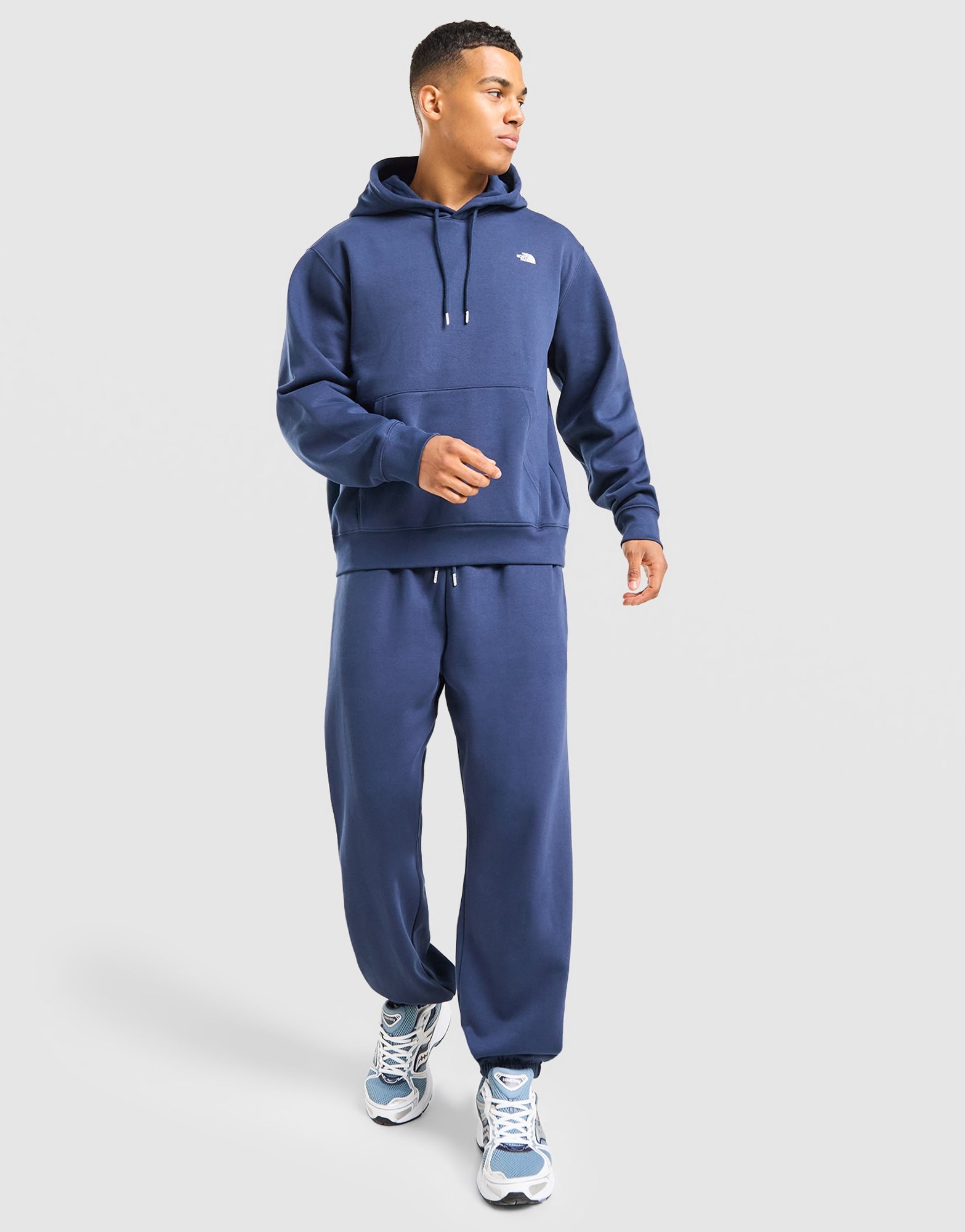 The North Face Essential Relaxed Hoodie
