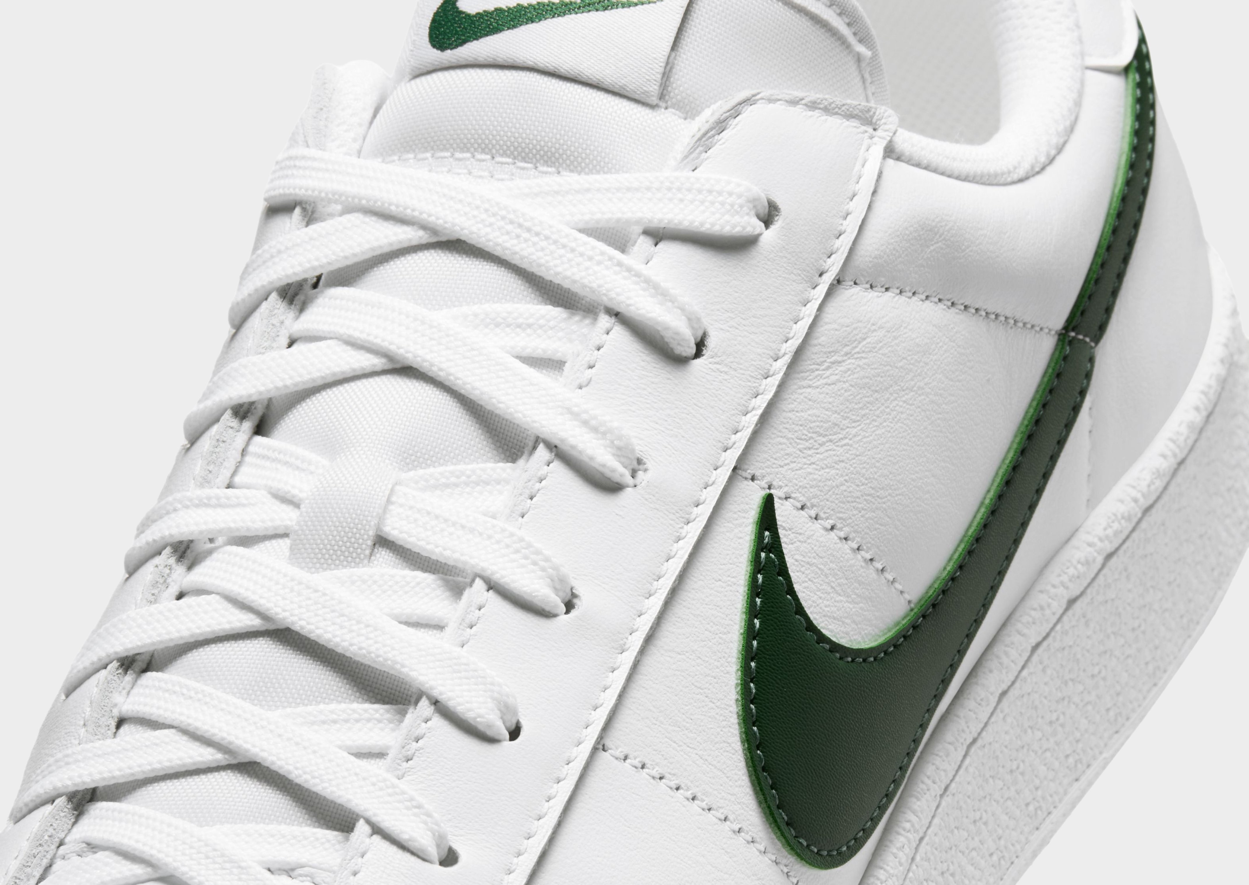 Nike Tennis Classic