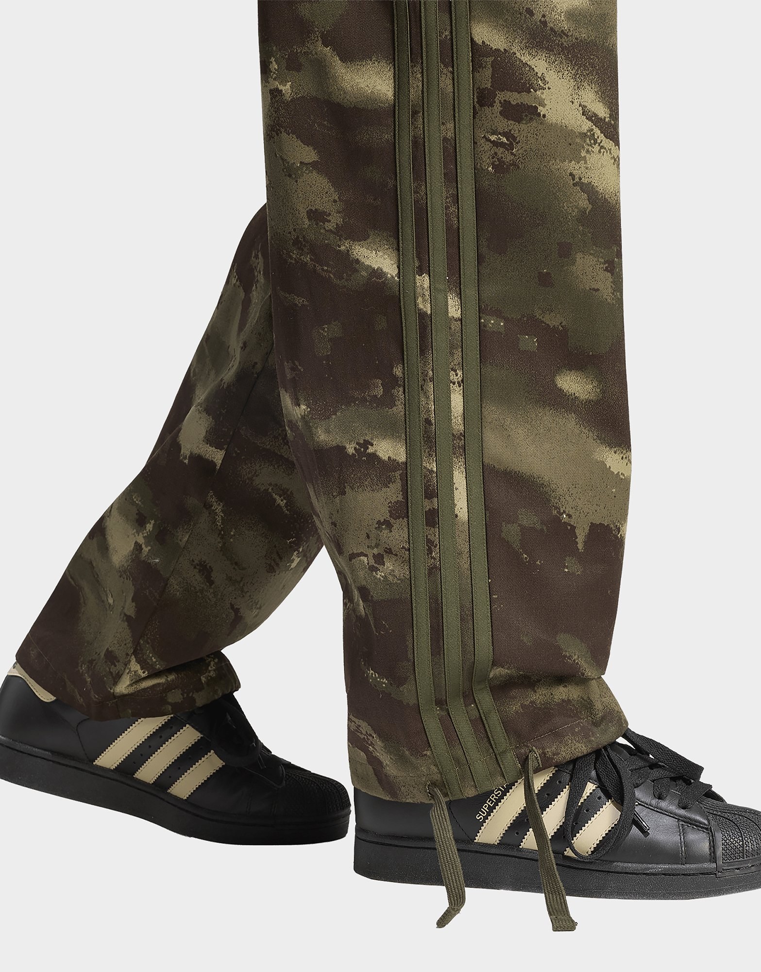 adidas Oversize-cargohose