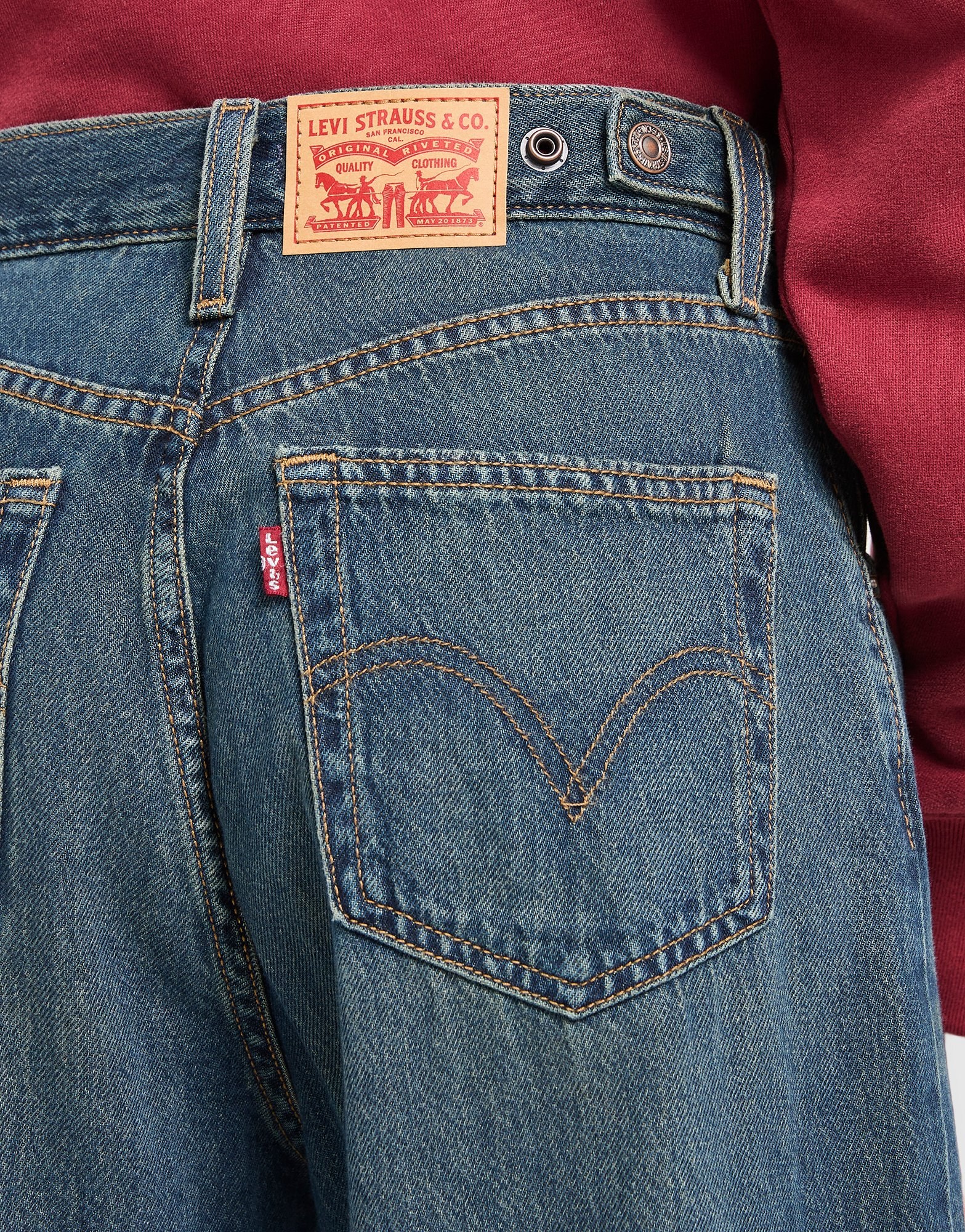 LEVI'S Cinch Baggy Jeans