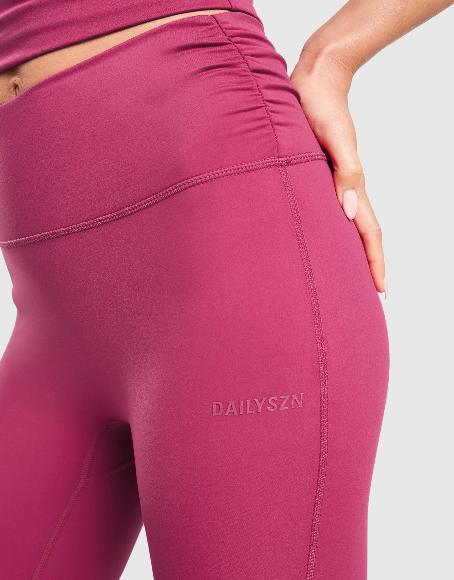 DAILYSZN Ruche Side Leggings