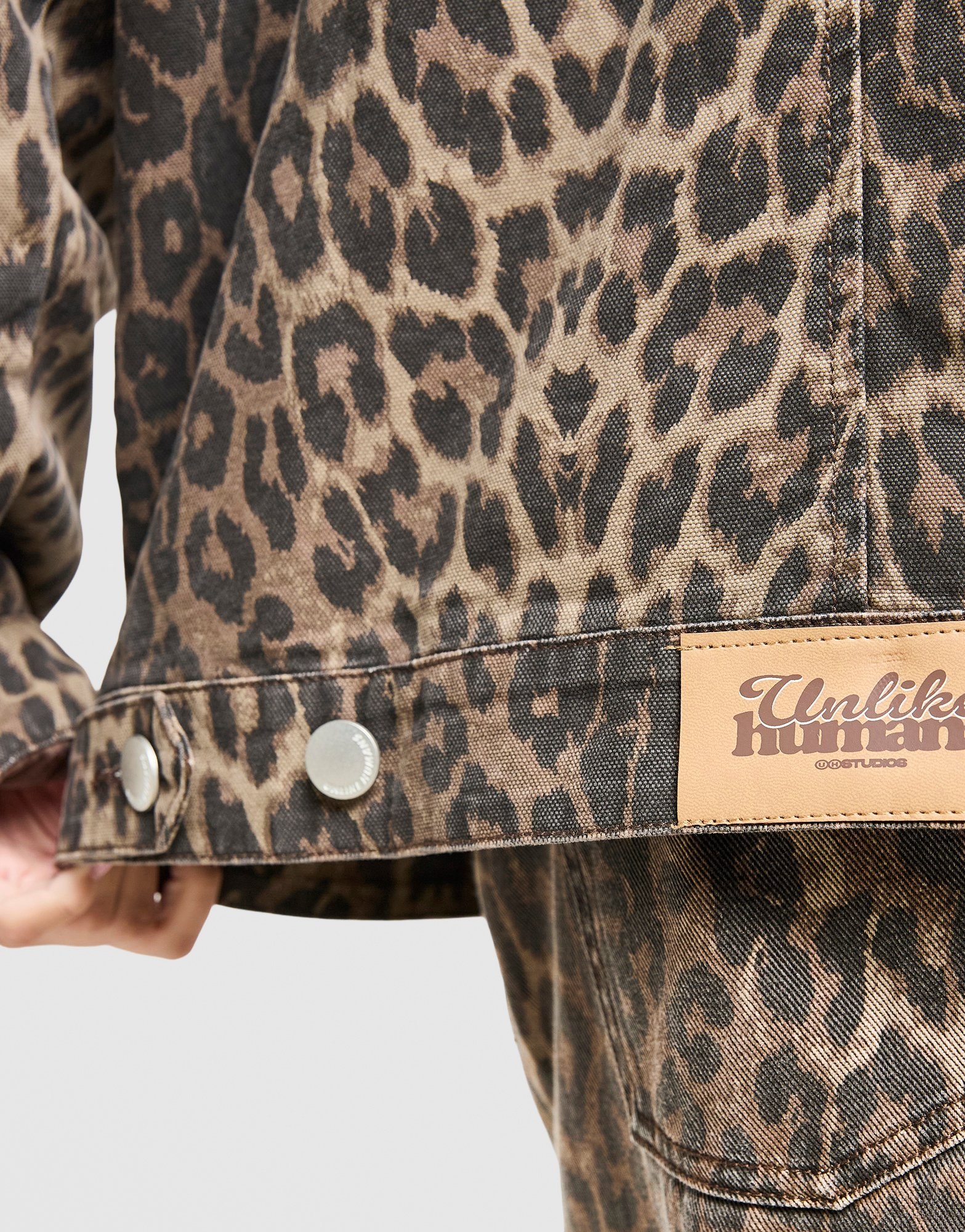 Unlike Humans Morella Jacke