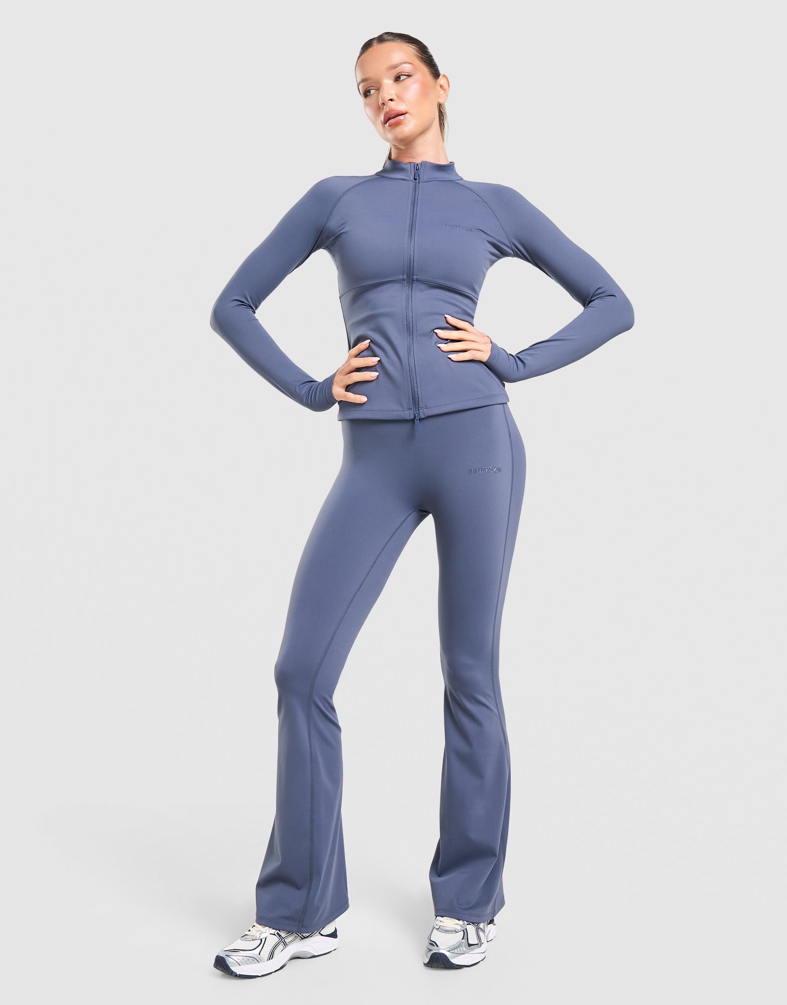 DAILYSZN Sculpt Flare Leggings