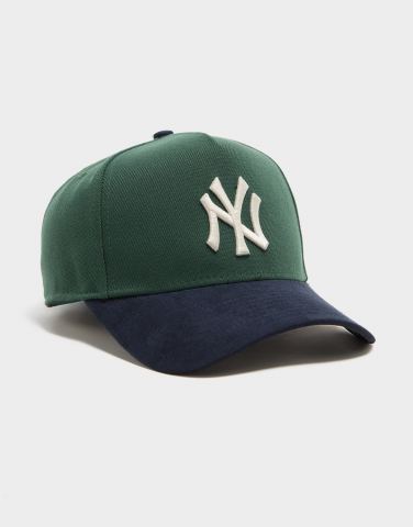 New Era MLB New York Yankees Faux Suede 9FORTY E-Frame Cap